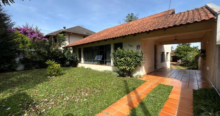 Oportunidade Imperdível em Santa Felicidade – Espaço, Conforto e Qualidade de Vida!