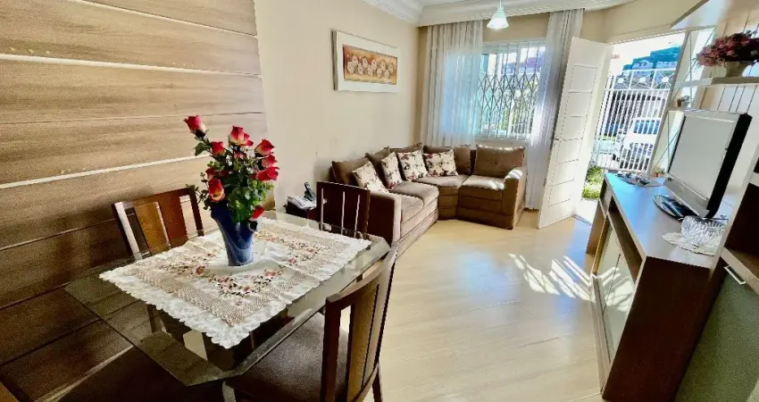 Casa com 3 quartos à venda na Rua Major Theolindo Ferreira Ribas, Hauer, Curitiba