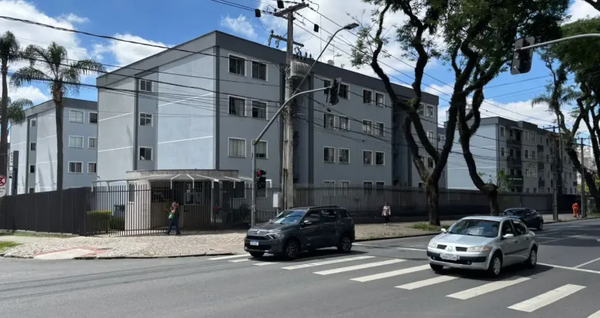 Apartamento com 3 quartos para alugar na Rua Guilherme Pugsley, 1959, Água Verde, Curitiba