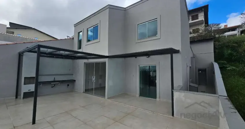 Casa com 3 quartos à venda na Rua Aristóteles Braga, São Pedro, Juiz de Fora