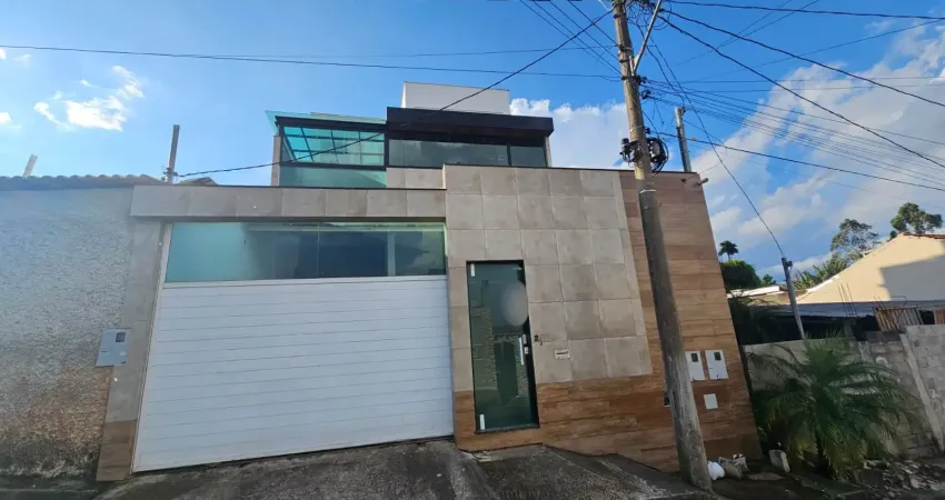 Casa com 3 quartos à venda na Rua Tamanduá-Mirim, Ipiranga, Juiz de Fora