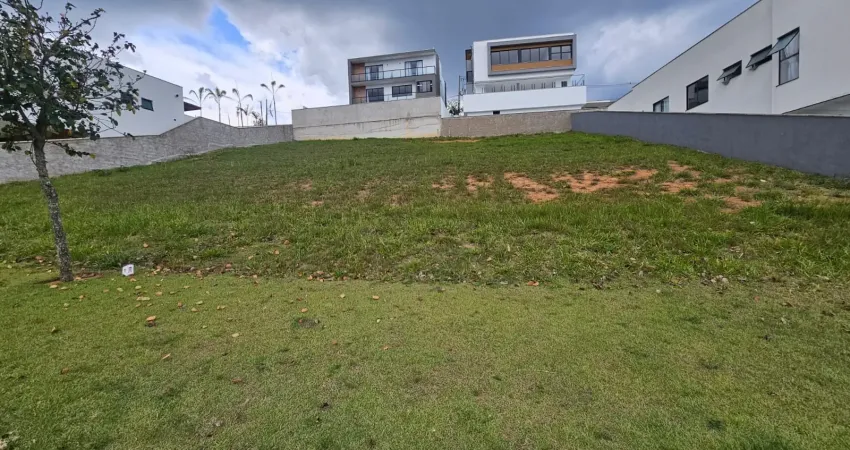 Terreno em condomínio fechado à venda na Rua Ibirité, São Pedro, Juiz de Fora