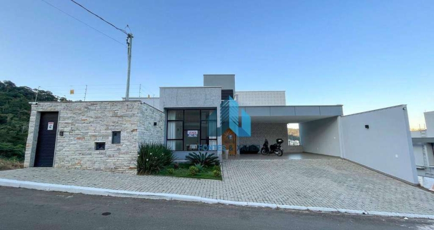 Casa com 4 quartos à venda, 510 m², por R$ 1.950.000 - Portal do Aeroporto - Juiz de Fora/MG