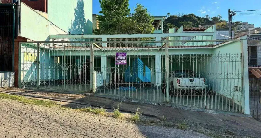 Casa com 3 quartos à venda, 250 m² por R$ 439.000 - Benfica - Juiz de Fora/MG