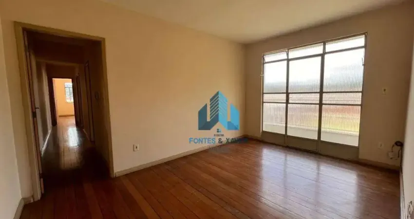 Apartamento com 3 quartos com elevador à venda, 110 m² por R$ 299.999 - Fábrica - Juiz de Fora/MG