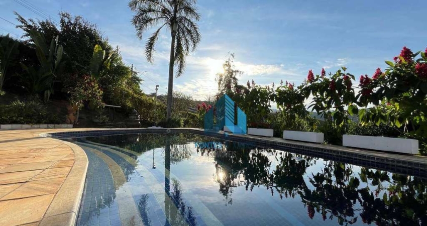 Casa com 4 quartos (1suíte) à venda, 364 m² por R$ 1.200.000 - Prainha de Monte Verde - Juiz de Fora/MG