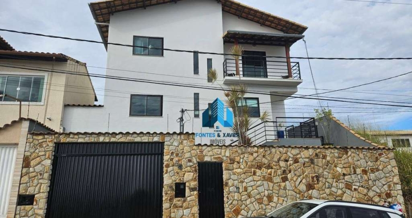 Casa com 3 quartos à venda, 209 m² por R$ 990.000 - Quintas das Avenidas - Juiz de Fora/MG