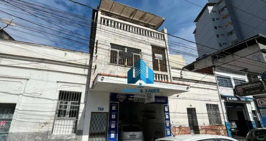 Casa com 3 quartos amplos à venda por R$ 320.000 - Centro - Juiz de Fora/MG