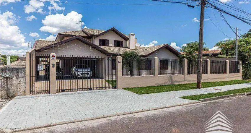 Casa a venda Santa Felicidade, 4 dormitórios, 2 vagas de garagem,  Rua Serafim Lucca