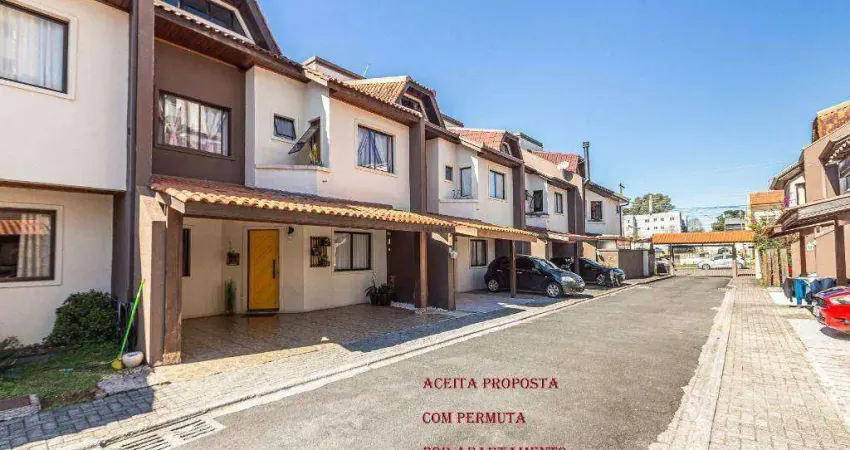 Sobrado a venda Novo Mundo, 3 dormitórios, 2 vagas de garagem