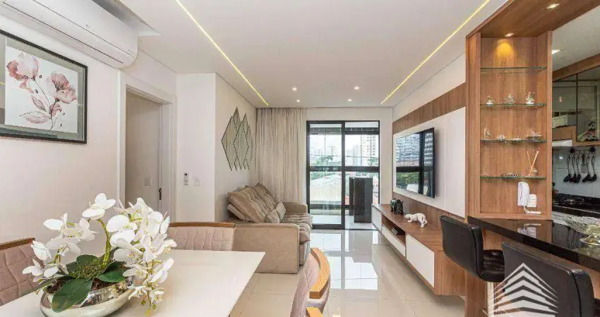 Apartamento a venda no Portão, 3 dormitórios, 1 suíte com closet, 2 vagas de garagem livre pronto para morar.