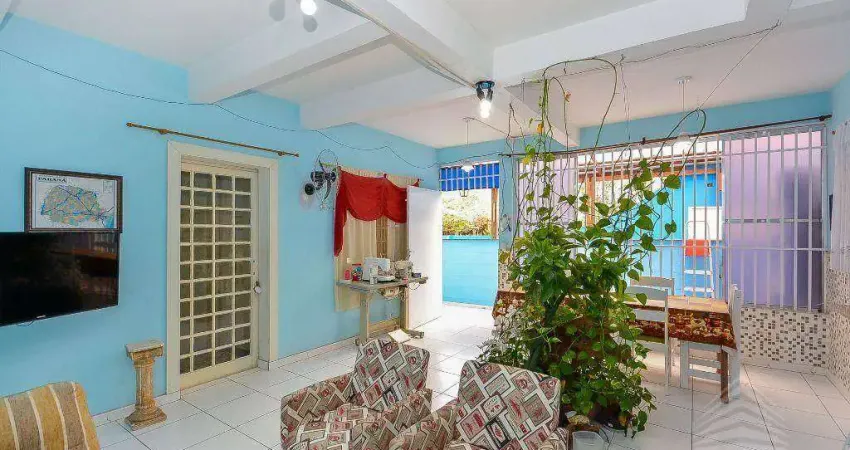 Casa com 3 dormitórios à venda, 330 m² por R$ 730.000,00 - Capão Raso - Curitiba/PR
