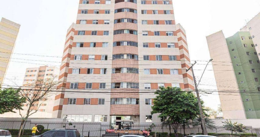 Apartamento com 3 dormitórios à venda, 80 m² por R$ 690.000,00 - Lindoia - Curitiba/PR