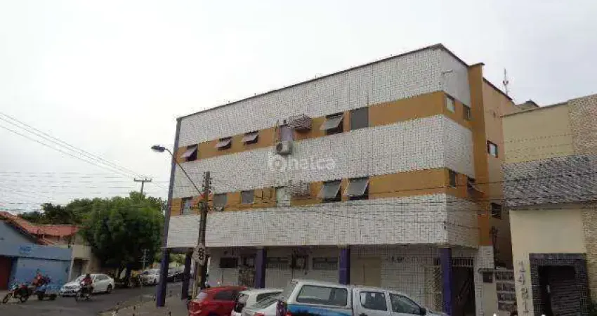 Prédio à venda na Avenida José dos Santos e Silva, Centro, Teresina