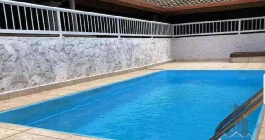 Apartamento 2 dormitorios no centro de Ubatuba