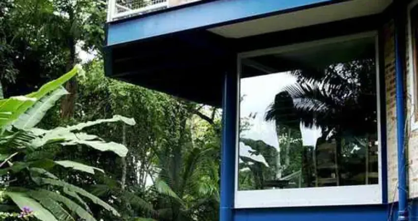 Casa à Venda na Praia do Felix - Frente mar.