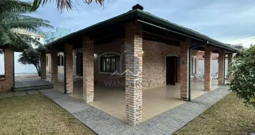 Casa com 3 quartos para alugar em Itaguá, Ubatuba