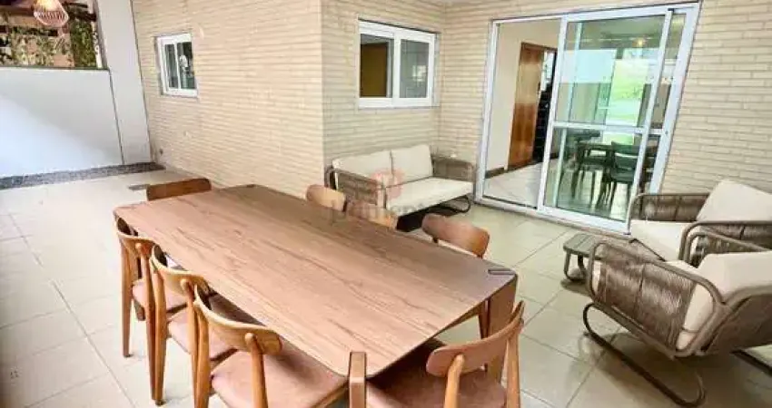 Casa em Condomínio Fechado a Venda em Jardim Camburi, Vitória