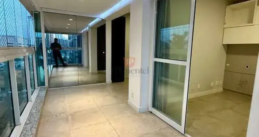 Apartamento a venda na Enseada do Suá, Sol da Manhã, com marcenaria montado.