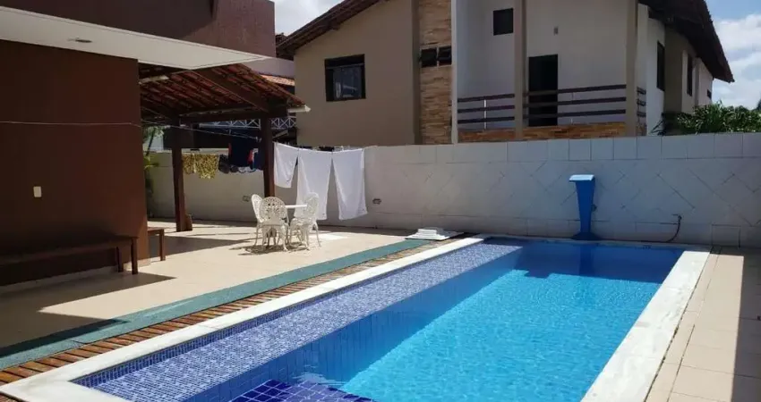 A casa ideal para sua familia com 400 m² de área privativa, localizado no Altip