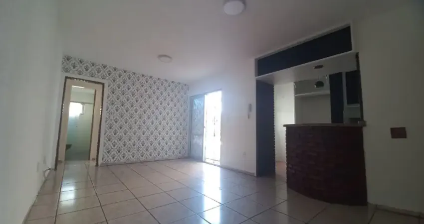 Apartamento de três dormitórios com suíte no Kobrasol