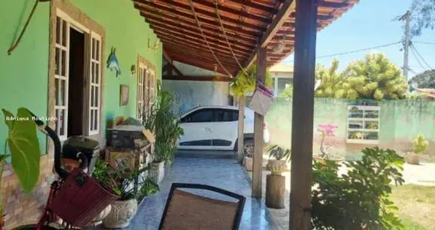 Casa para Venda em Saquarema, Itaúna, 3 dormitórios, 1 suíte, 2 banheiros, 3 vagas