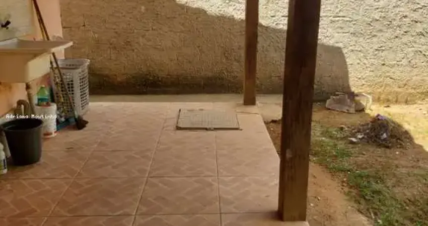 Casa para Venda em Saquarema, Leigos, 2 dormitórios, 1 banheiro, 2 vagas
