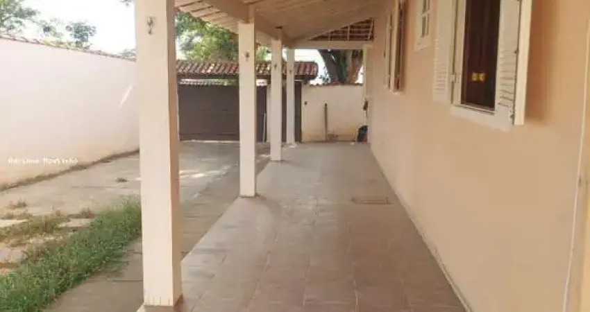 Casa para Venda em Saquarema, Porto da Roça I, 3 dormitórios, 1 suíte, 3 banheiros, 4 vagas