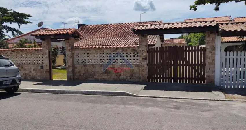 Casa para Venda em Saquarema, Boqueirão, 3 dormitórios, 1 suíte, 3 banheiros, 3 vagas