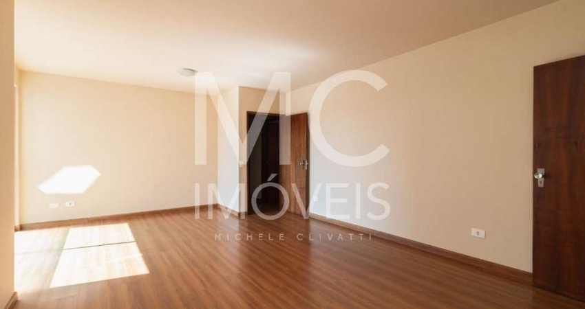 Excelente Apartamento com 106.8 m² de RETROFIT, 3 quartos sendo 1 suíte à venda no bairro Alto da Glória.