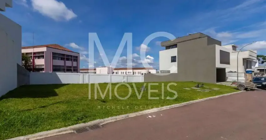 Terreno em condomínio com 166.99 m²,  à venda no bairro Bairro Alto.