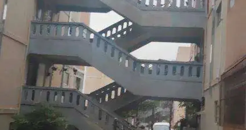Apartamento com 2 dormitórios à venda, 50 m² por R$ 220.000,00 - Condomínio Vale dos Pinheiros - Taboão da Serra/SP