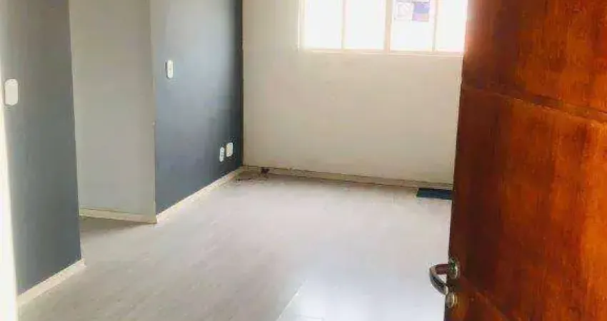 Apartamento com 2 dormitórios à venda, 48 m² por R$ 250.000,00 - Parque Pinheiros - Taboão da Serra/SP