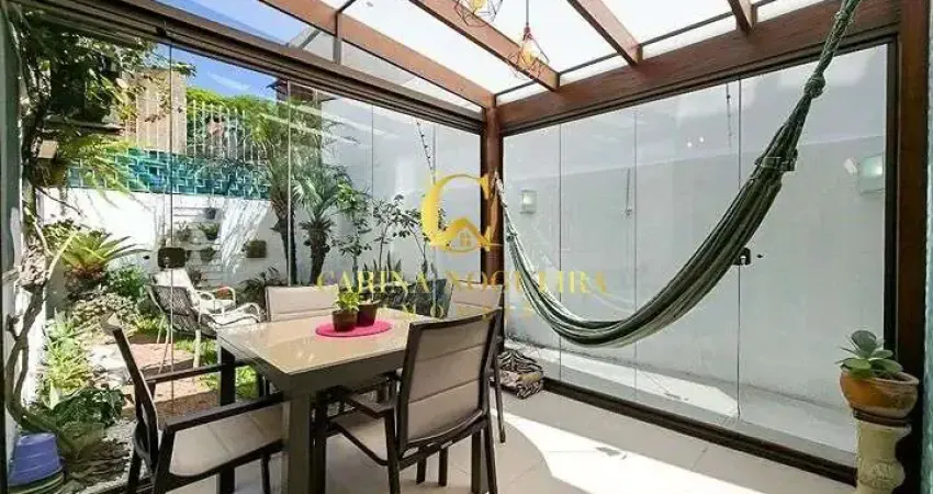 Apartamento Garden com 2 quartos e 90m² à venda em Cristal, Porto Alegre.