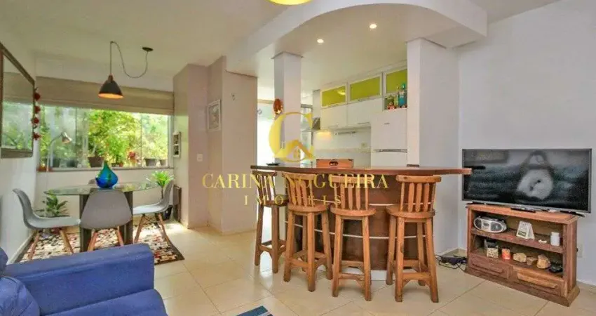 Apartamento 2 quartos sacada com churrasqueira e vaga de garagem.