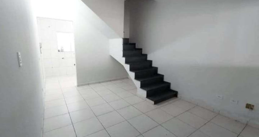 Sobrado em Condomínio 02 Dormitório 01 Vaga Área útil: 49,00 m² - Guaianases