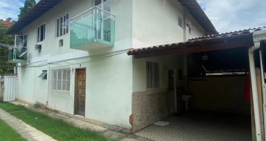 Casa em condomínio fechado com 2 quartos à venda na Rua Mamoré, 235, Santa Cruz da Serra, Duque de Caxias