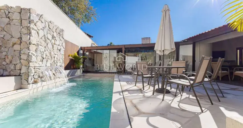 Casa com 4 quartos à venda no São Lourenço, Curitiba