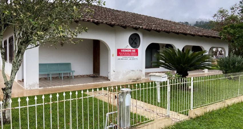 Casa com 3 quartos à venda na Rua Blumenau , 185, Centro, Apiúna