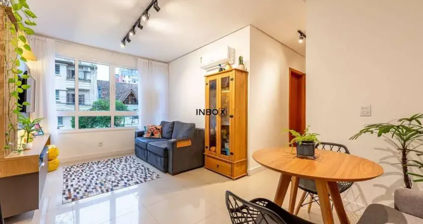Apartamento Semimobiliado de 2 Dormitórios com Suíte e Vaga