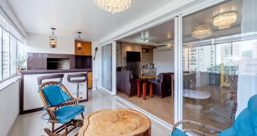 Amplo Apartamento de 3 Suítes com Lareira e Churrasqueira