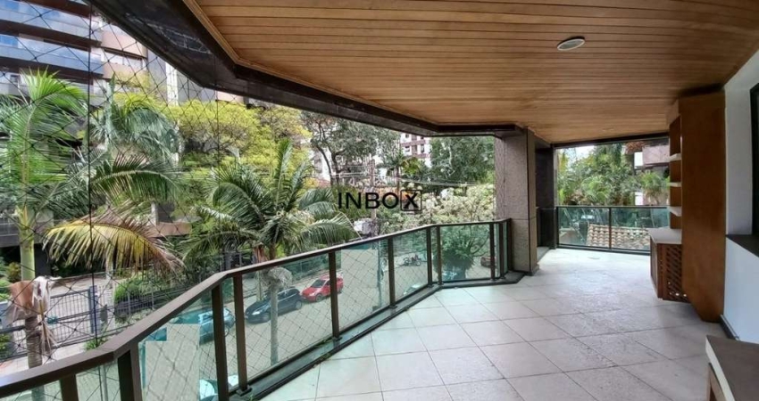 Apartamento com 251 m² 3 dormitórios e 3 suítes sendo 1 master, no bairro Moinhos de Vento, Porto Alegre/RS.