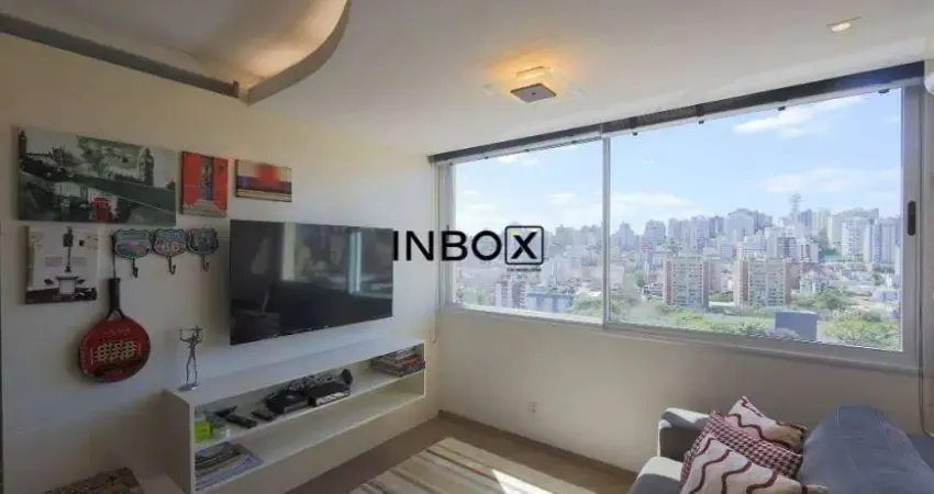 INBOX CIA IMOBILIÁRIA VENDE apartamento de 1 dormitório com churrasqueira privativa e 1 vaga no bairro Petrópolis.