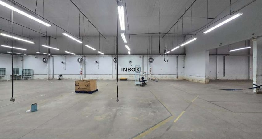 Aluga-se Depósito com 2000,00m na AJ Renner
