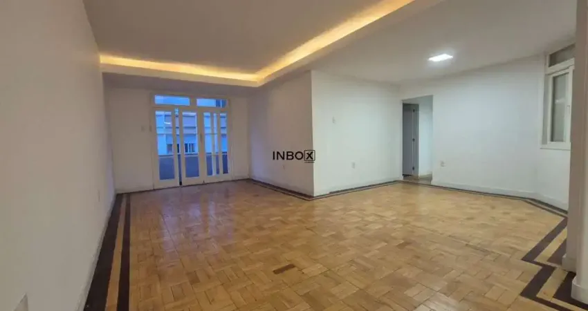 APTO REFORMADO 03 quartos (01 suíte) com 120m² no bairro Santana, Porto Alegre.