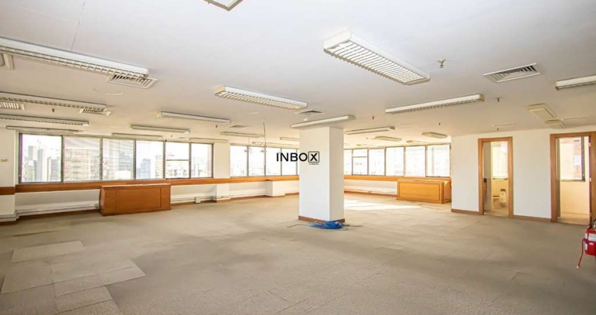 Conjunto Comercial Amplo com 380 m² e 9 Vagas de Garagem