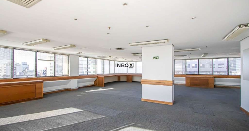 Conjunto Comercial de 380 m² com 7 Vagas na Carlos Gomes