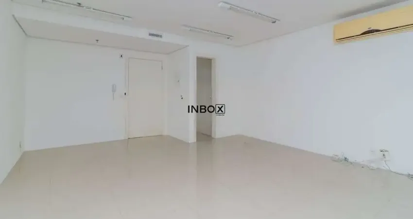 Sala comercial de 32m² com vaga no praia de belas business center