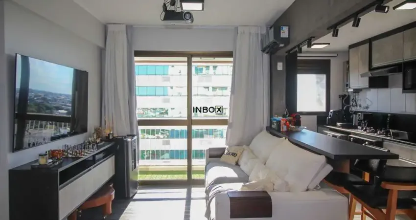 LOCAÇÃO Apto Andar Alto 3 D c/1 Suíte 2 Vagas c/81,00 mt2 Higienópolis em Porto Alegre.