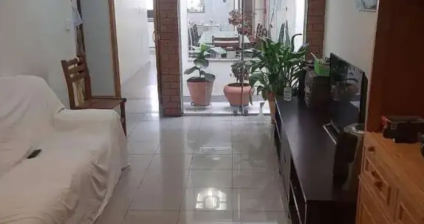 Casa à venda, 2 quartos, 1 suíte, VILA BERTIOGA - São Paulo/SP